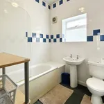 Rent 3 bedroom house in Kirklees