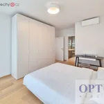 Pronajměte si 2 ložnic/e byt o rozloze 71 m² v Praha