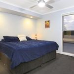 Rent 5 bedroom house in Helensvale