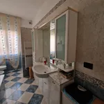 Rent 3 bedroom apartment of 125 m² in Padua