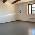 Rent 3 bedroom house of 85 m² in CHATEAURENARD