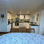 Rent 4 bedroom flat in South West England