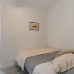 Rent 4 bedroom apartment in Madrid