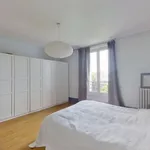 Maison de 200 m² avec 6 chambre(s) en location à Montmorency