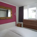 Rent 1 bedroom apartment of 81 m² in Frankfurt