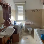 Rent 4 bedroom apartment of 120 m² in Rome