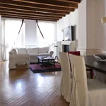 Rent 4 bedroom apartment of 75 m² in Milan