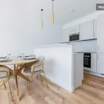 Rent 2 bedroom apartment of 64 m² in Paris