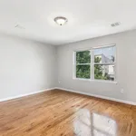 Rent 3 bedroom apartment in Jersey City