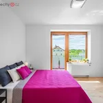 Pronajměte si 3 ložnic/e byt o rozloze 103 m² v Praha-Dolní Chabry