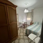 Alquilo 4 dormitorio apartamento de 89 m² en Seville