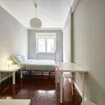 Rent a room in lisbon