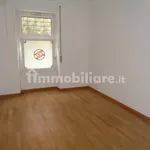 Rent 4 bedroom apartment of 110 m² in Rome