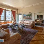 Rent 5 bedroom apartment of 200 m² in Milan