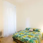 Rent a room in milan