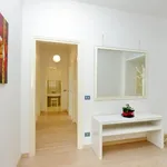 Rent 2 bedroom apartment of 969 m² in Rome