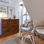 Rent 2 bedroom apartment of 40 m² in Lisbon