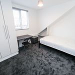 Rent 6 bedroom house in Leeds