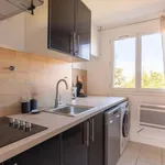 Rent 4 bedroom apartment of 64 m² in Oullins