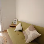 Rent 3 bedroom apartment of 12 m² in Barcelona