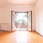 Affitto 5 camera casa di 475 m² in Roma