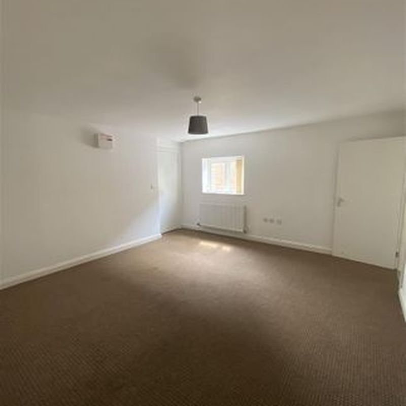 Flat to rent in Parkhouse Mews, New Street, Mold CH7