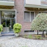 Rent a room of 138 m² in Milan