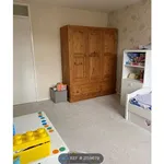 End terrace house to rent in Amberley Road, Slough SL2