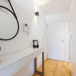 Rent 1 bedroom apartment of 36 m² in Porto