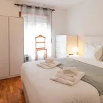 Rent 7 bedroom apartment in Senhora da Hora