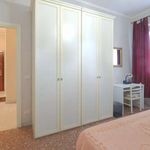 Rent a room in Roma