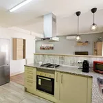 Rent 3 bedroom apartment of 1991 m² in Barcelona