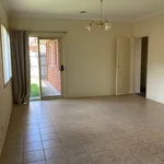 Rent 4 bedroom house in Oakleigh East