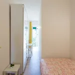 Rent a room of 80 m² in milan