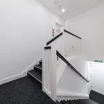 Rent 2 bedroom flat in West Midlands