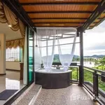 Rent 8 bedroom house of 400 m² in Phuket