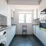 Rent a room of 80 m² in valencia