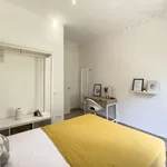 Rent a room of 70 m² in barcelona