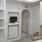 Rent 1 bedroom apartment of 60 m² in Napoli