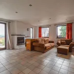 Huur 2 slaapkamer huis van 1145 m² in Enines