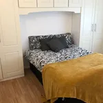 Rent 4 bedroom house in Wolverhampton