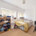 Rent 4 bedroom flat in West Midlands