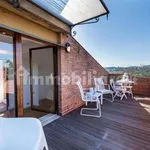 Rent 5 bedroom house of 230 m² in Florence