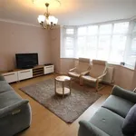 Rent 3 bedroom house in Rayleigh