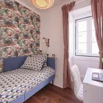 Rent a room in lisbon