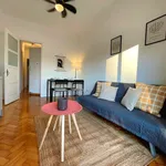 Rent 2 bedroom apartment of 88 m² in Lisbon