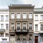 Rent 3 bedroom apartment of 320 m² in Brussels