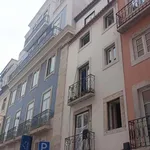 Rent 2 bedroom apartment of 25 m² in Lisboa