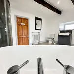 Rent 3 bedroom house in Calderdale