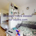 Rent 8 bedroom apartment of 14 m² in Créteil